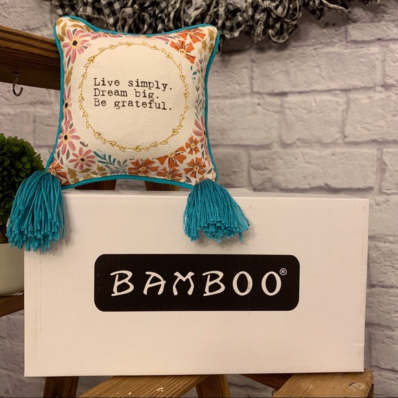 NIB Bamboo Pink Fluff Faux Fur Sandals Slides - Picture 7 of 10